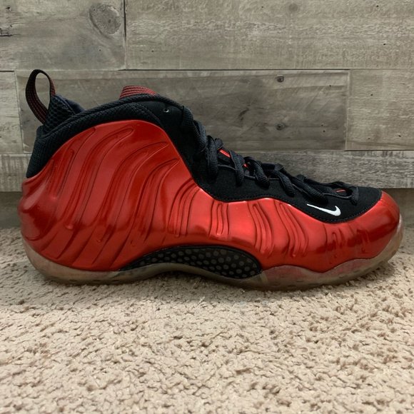 Nike Air Foamposite One main image 5